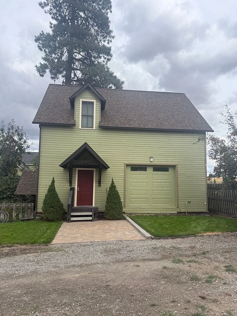 6616 E Orchard Charming Country Retreat, 1 Bed 1 Bath with Garden & Horse Privileges — Photo 1