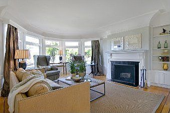 :: 218 28th Avenue
