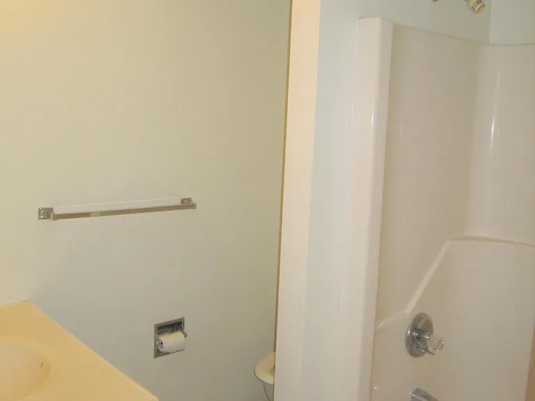 2419 Beechwood Blvd #B — Photo 37