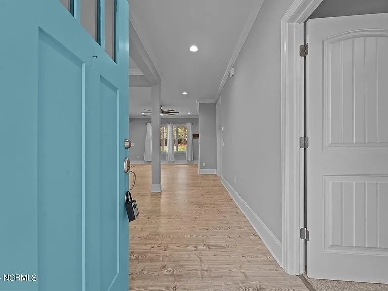 428 Gretchen Rd — Photo 9