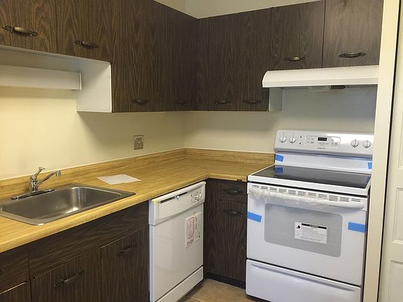 3rd image of 6 Villa Verde Dr Unit 208