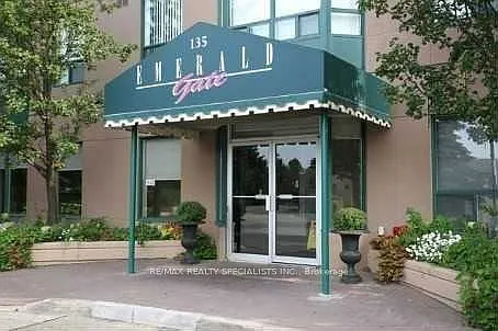 3 bed, $3,400 — Photo 1