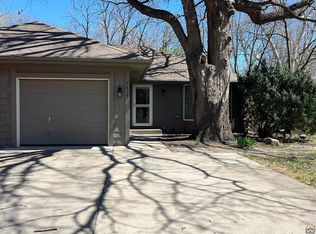 3618 SW Oak Pkwy, Topeka, KS 66614