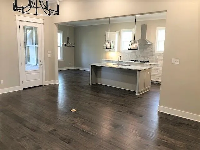 1302 Belfair Dr — Photo 8
