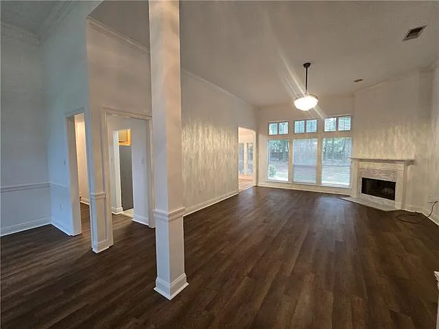 2050 White Myrtle Dr — Photo 5