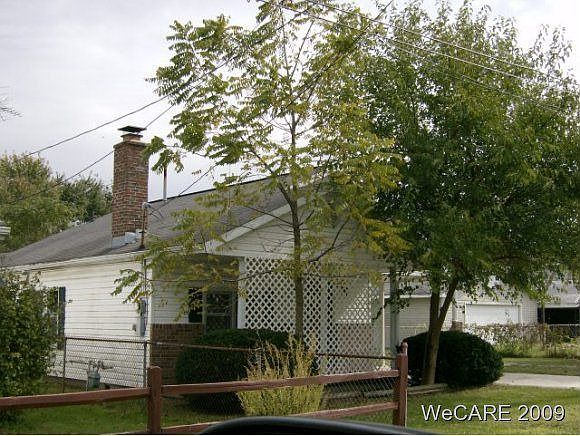 1st image of 558 Emerson Ave