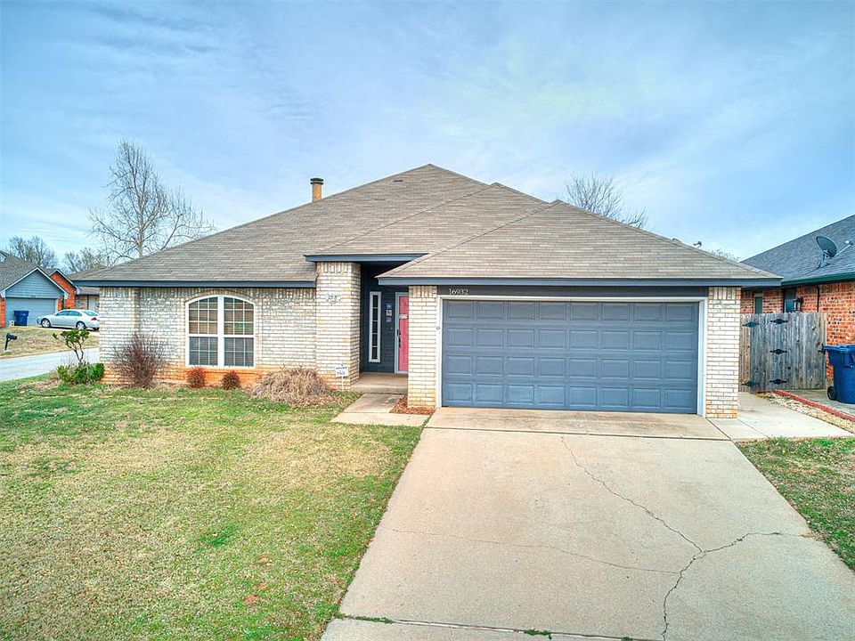 1st image of 16932 Cedarwood Dr