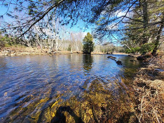 2nd image of 15 Berry Road