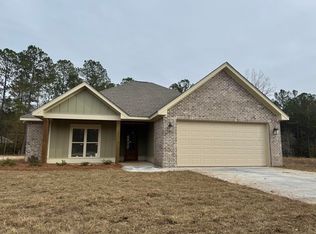 20 Augusta Ct E, Hattiesburg, MS 39402