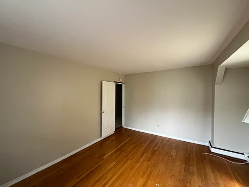 81 N Allen St #2 Photo 1