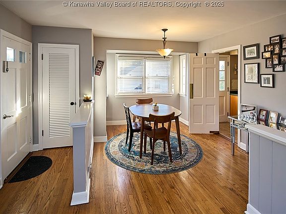 4th image of 1727 Loudon Heights Rd