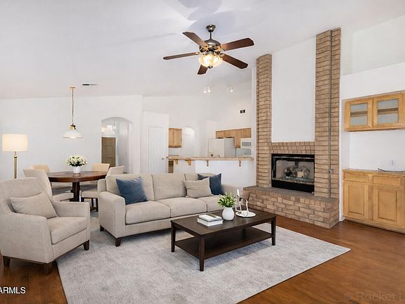 4th image of 8438 W Paradise Drive