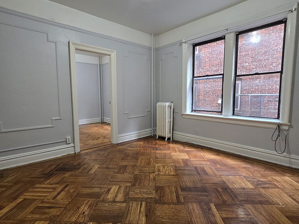 2nd image of 101-03 Clifton Pl #1A