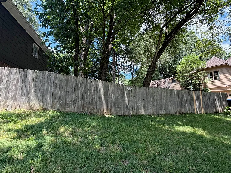 2910 Foster Dale Cv — Photo 39