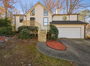 449 Maxanne Way NW, Kennesaw, GA 30144