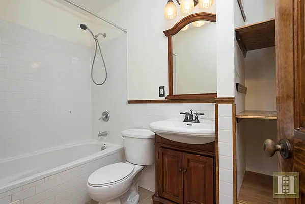 Rented by Halstead Real Estate | media 15