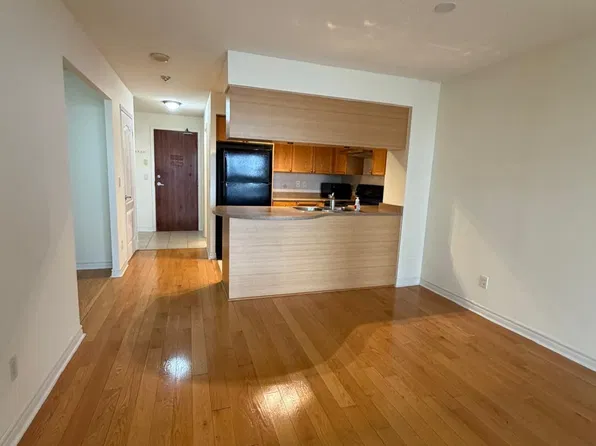 4080 Living Arts Dr, Mississauga, ON