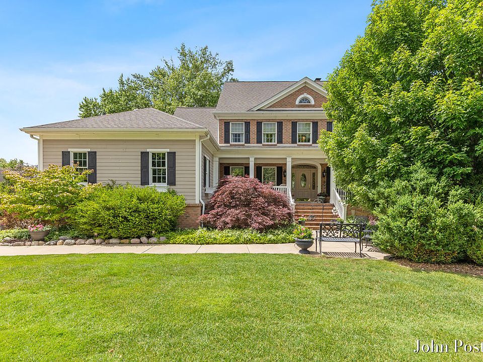 1st image of 1645 Watermark Dr SE