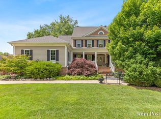 1645 Watermark Dr SE, Grand Rapids, MI 49546