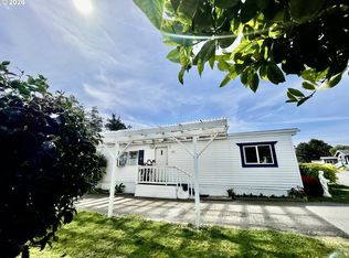 16131 W Hoffeldt Ln SPACE 18, Brookings, OR 97415