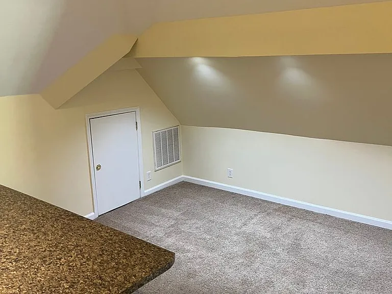 2930 Roellen Rd — Photo 5