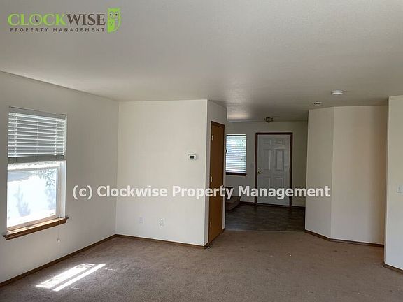 3rd image of 19327 104th Avenue Ct E