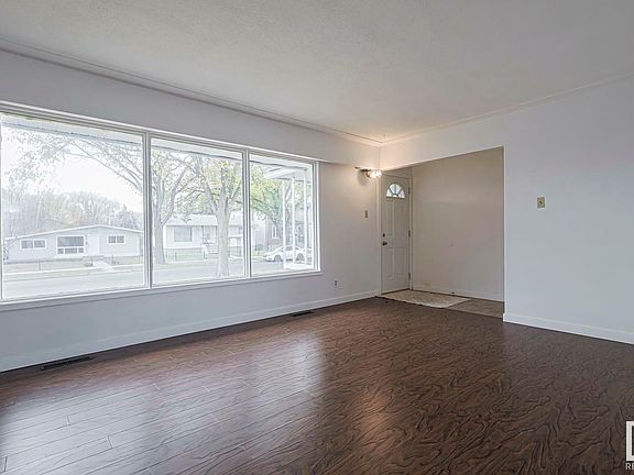 4th image of 12839 103rd St NW