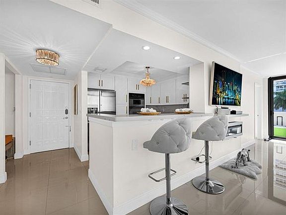 4th image of 2049 S Ocean Dr #Cu-209