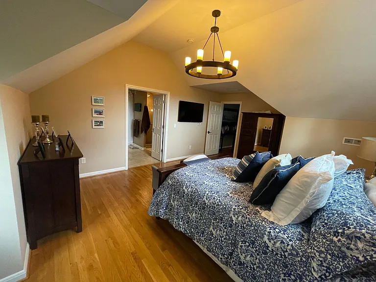 Master bedroom
