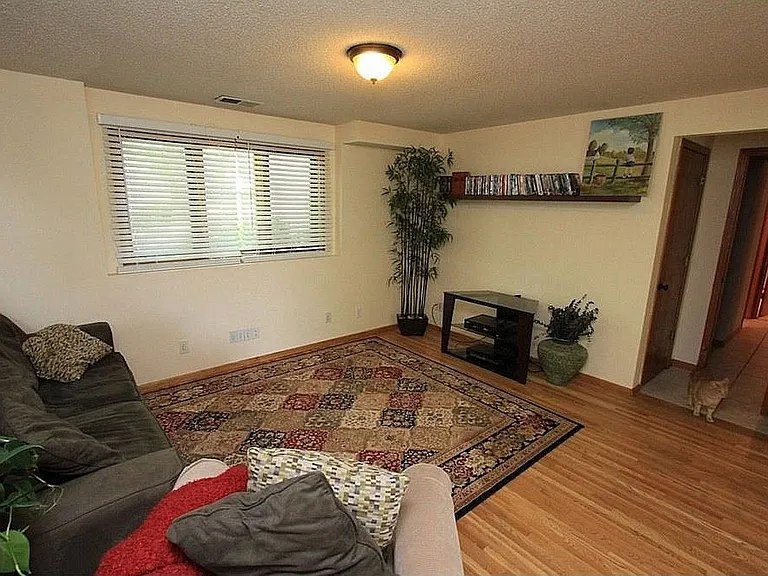1166 Westbury Knl — Photo 9