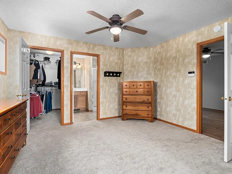 10864 Kingsfield Ln — Photo 14
