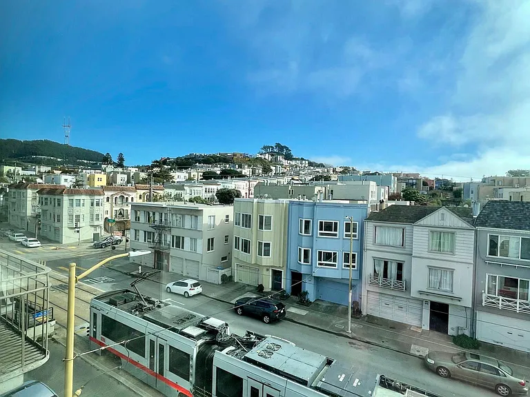 1336 Judah St #302 — Photo 4