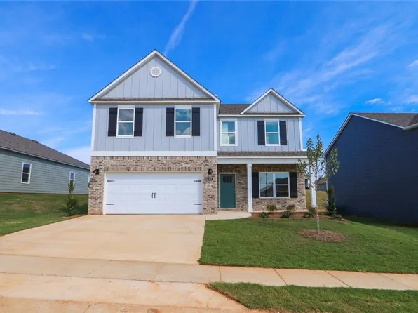418 Parkway Gardens Ln, Tuscaloosa, AL 35405