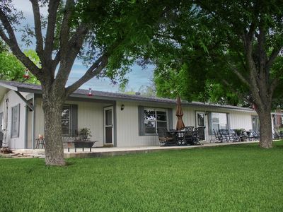 447 Stoneleigh Rd, Center Point, TX, 78010