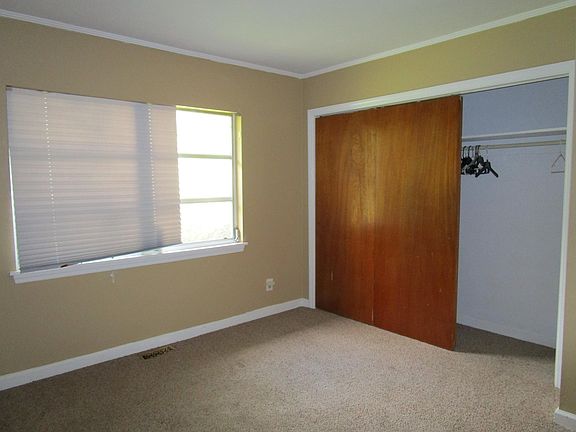 5th image of 411 Bonnie St