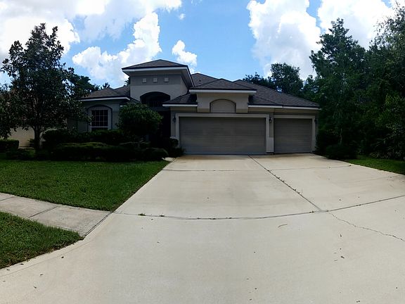 2nd image of 184 Oak Common Ave