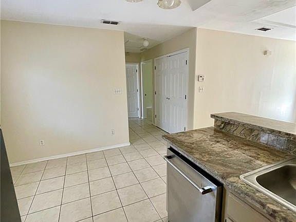 4th image of 2009 Bracey St #3