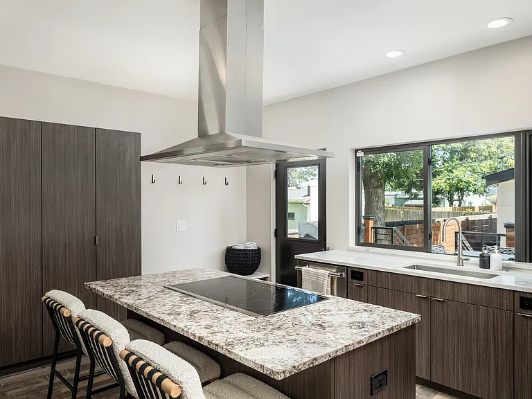 3620 Jason St — Photo 11