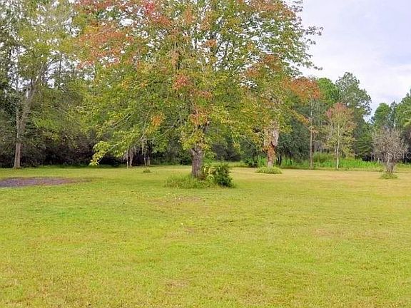 2nd image of 424 Pleasant Pine Dr