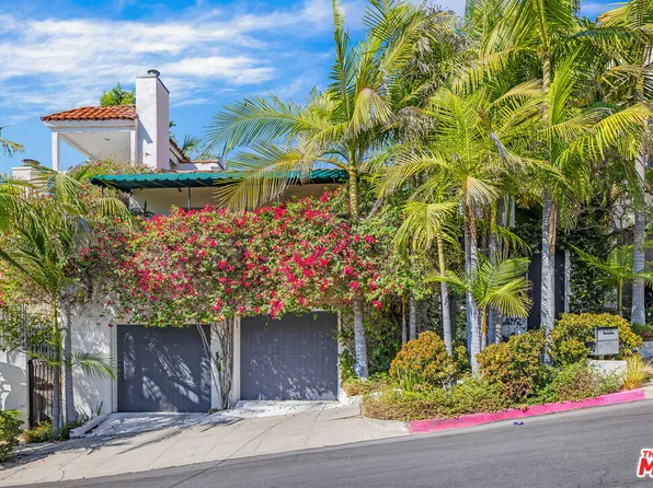 8272 Marmont Ln, Los Angeles, CA 90069