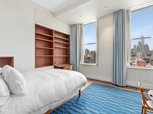175 East Broadway 8B image 6 of 7