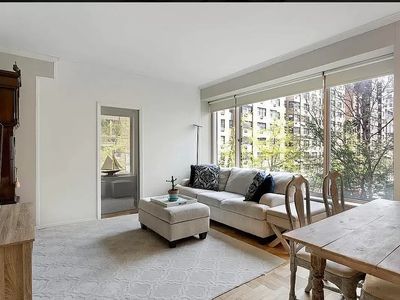 200 E 69th St APT 3P, New York, NY, 10021