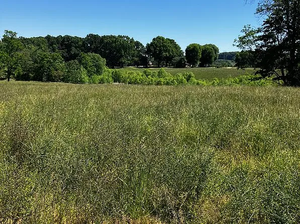 4844 Collins Rd, Hamptonville, NC 27020