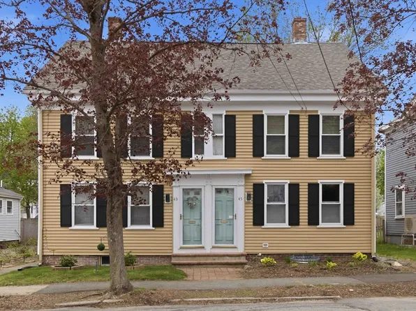 43 Forrester St APT 1, Newburyport, MA 01950