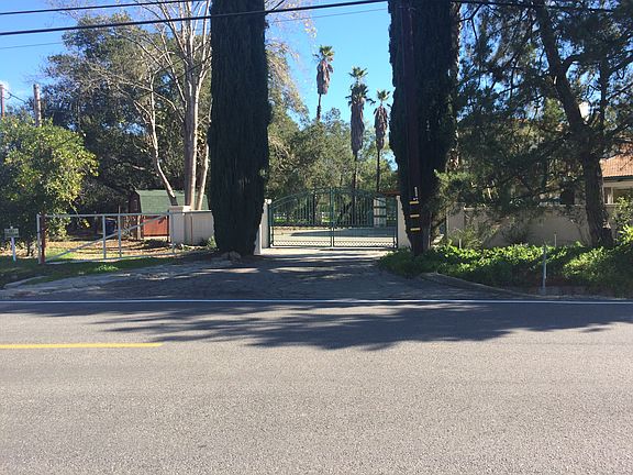 Remote Controlled Gated Entr