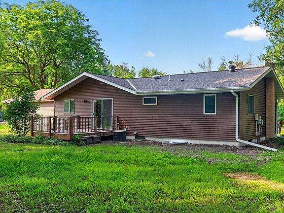 5th image of 8833 Canby Ct