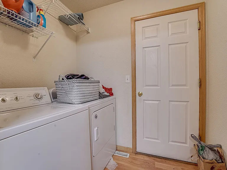 1067 Tierra Ln #C6 — Photo 9