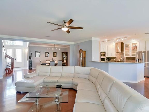 4th image of 1401 Sonoma Dr
