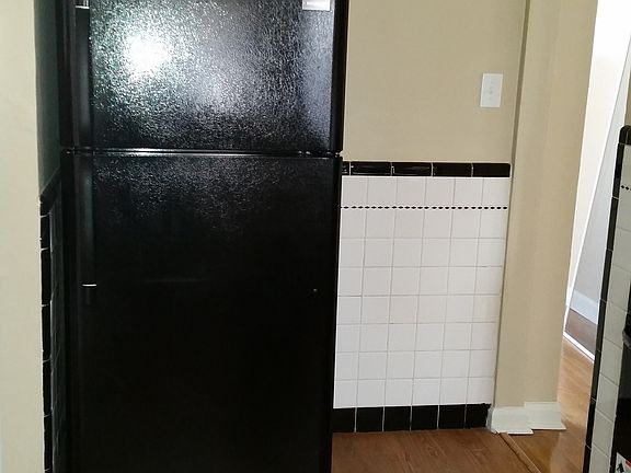 4th image of 1140 Kilgore Dr