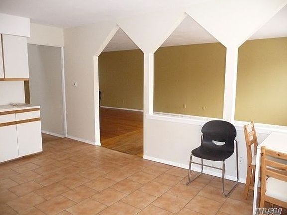 5th image of 24 Skyview Ln